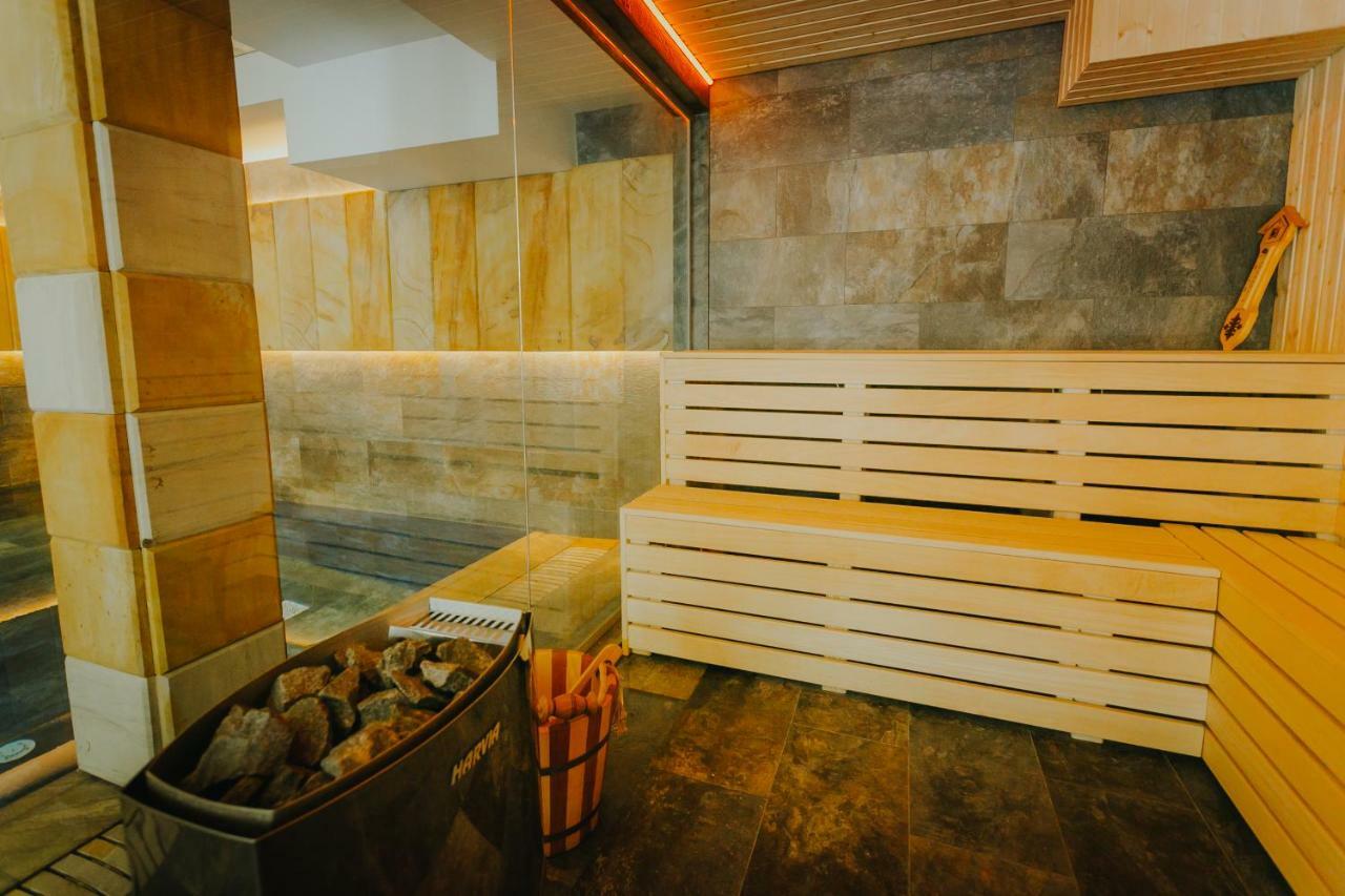 Lostrita - Pastravarie, Hotel & Spa Baia Mare Ngoại thất bức ảnh