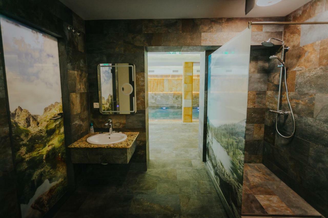 Lostrita - Pastravarie, Hotel & Spa Baia Mare Ngoại thất bức ảnh