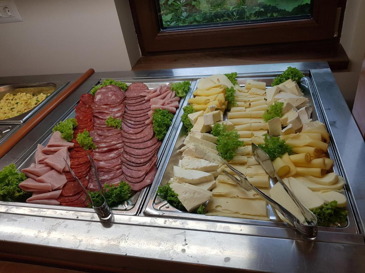 Lostrita - Pastravarie, Hotel & Spa Baia Mare Ngoại thất bức ảnh
